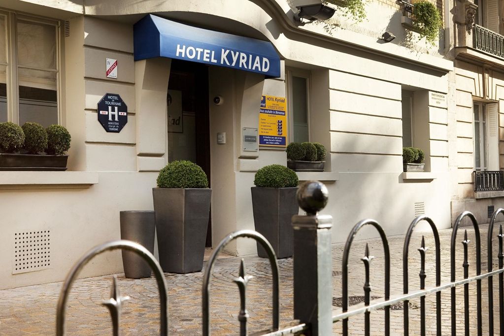 Ibis Centre Mairie 3*